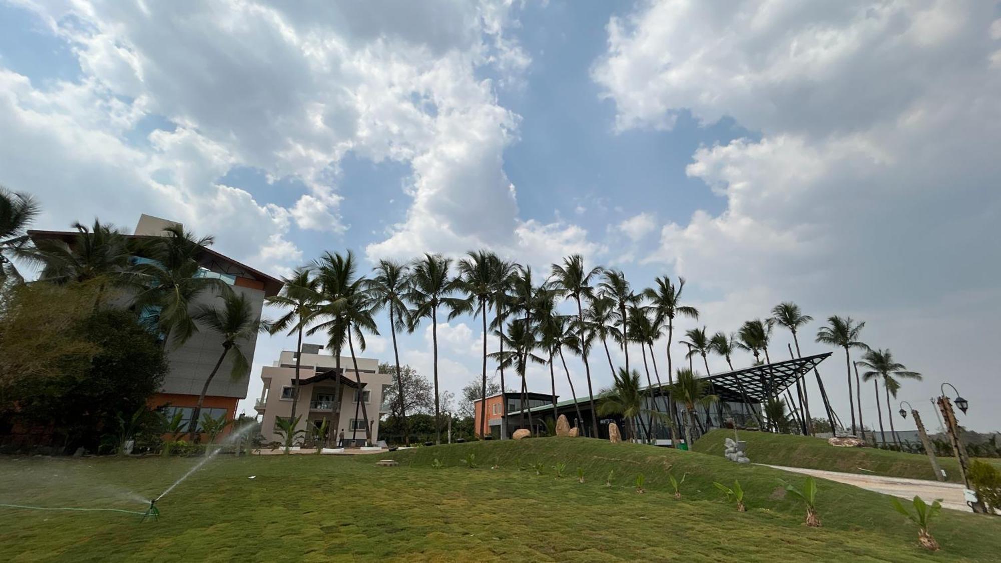 Serene Resort Hyderabad Shamshabad Exterior foto